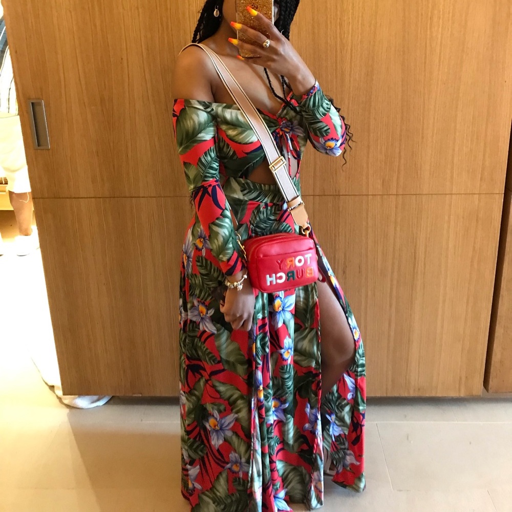 Tropical off the shoulder Maxi Dress